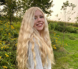 Meet your Posher, Emily